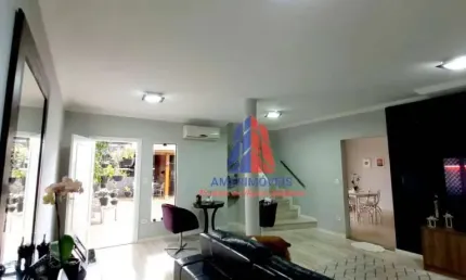 Sobrado com 3 dormitórios à venda, 265 m² por R$ 950.000,00 - Santa Cruz - Americana/SP