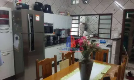 Sobrado com 4 dormitórios à venda, 148 m² por R$ 315.000,00 - Parque Liberdade - Americana/SP