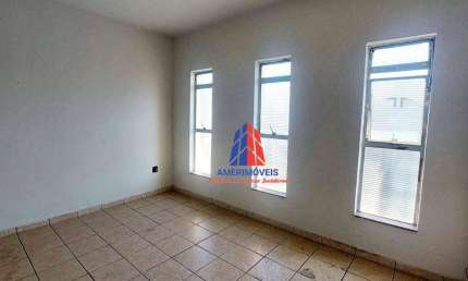 Casa com 3 dormitórios para alugar por R$ 1.940,00/mês - São Vito - Americana/SP
