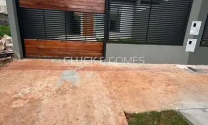 Casa com 3 quartos à venda na Paschoal Ghelardi, 521, Colúmbia, Londrina por R$ 370.000