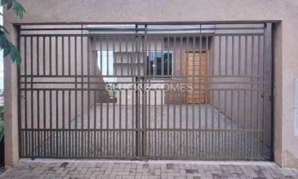 Casa com 3 quartos à venda na Rua Francisco Alves Sobrinho, 635, Portal de Versalhes 2, Londrina por R$ 480.000