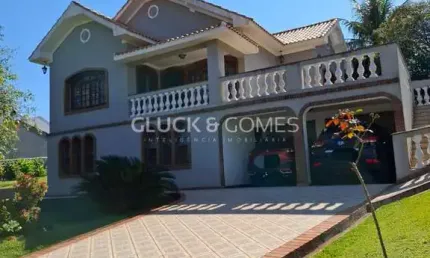 Casa com 5 quartos à venda na Rua Carlos Pavan, 767, Coliseu, Londrina por R$ 1.590.000