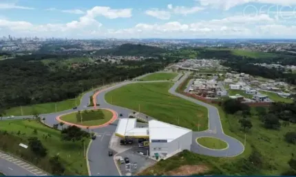 LOTE DE ESQUINA DE 515M² JARDINS PORTO SENADOR CANEDO