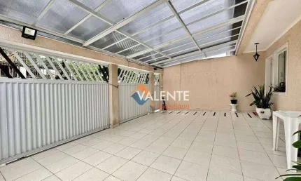 Sobrado com 3 dormitórios à venda por R$ 510.000,00 - Vila Voturuá - São Vicente/SP