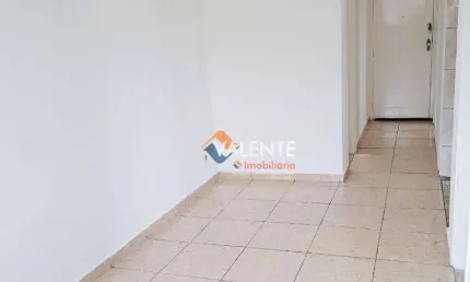 Apartamento com 2 dormitórios à venda, 59 m² por R$ 200.000,00 - Vila São Jorge - São Vicente/SP