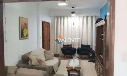 Casa com 3 dormitórios à venda por R$ 635.000,00 - Bom Retiro - Santos/SP