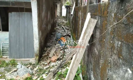 Terreno à venda, 275 m² por R$ 200.000,00 - Vila Nossa Senhora de Fátima - São Vicente/SP