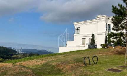 Casa em condomínio fechado com 4 quartos à venda na Rua Joaquim Garcia, Rio do Meio, Camboriú