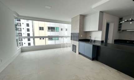 Apartamento com 3 quartos à venda na Rua 2480, Centro, Balneário Camboriú