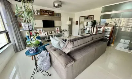 Apartamento no edifício merithamon com três suítes no centro de balneário camboriú
