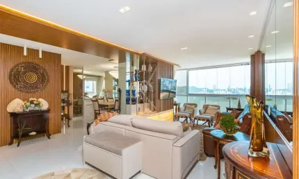 Apartamento com 4 quartos à venda na Rua Romeu Pereira, Pioneiros, Balneário Camboriú