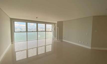 Apartamento no Edifício Infinity Coast - Fg empreendimentos