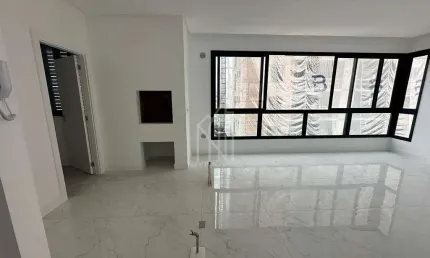 Apartamento com 3 quartos à venda na Rua 3310, Centro, Balneário Camboriú