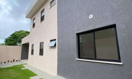 Casa Para Vender com 4 quartos 3 suítes no bairro Messejana  em Fortaleza