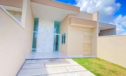 Casa Para Vender com 3 quartos 1 suítes no bairro Centro em Eusébio