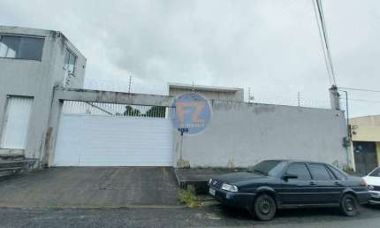 Prédio com 8 salas para alugar no Tabapuá Brasília, Caucaia , 384 m2 por R$ 17.000
