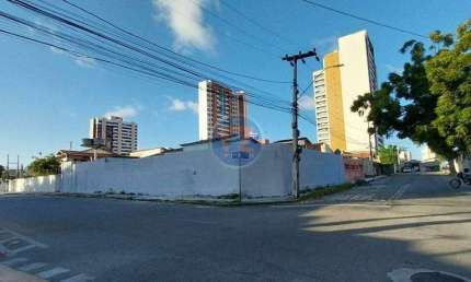 Casa Comercial para aluguel, 9 quartos, 2 suítes, 1 vaga, Fátima - FORTALEZA/CE