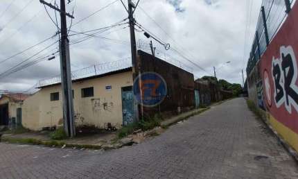 Casa comercial com 5 salas para alugar no Parangaba, Fortaleza , 136 m2 por R$ 800