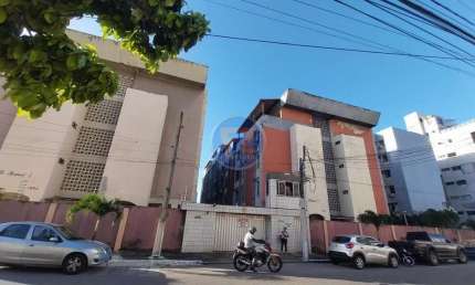 Apartamento com 3 quartos para alugar no Varjota, Fortaleza , 158 m2 por R$ 1.900