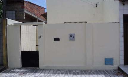 Casa com 2 quartos para alugar no Joaquim Távora, Fortaleza , 80 m2 por R$ 1.159