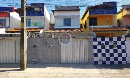 Casa com 3 quartos para alugar no Serrinha, Fortaleza , 168 m2 por R$ 2.600
