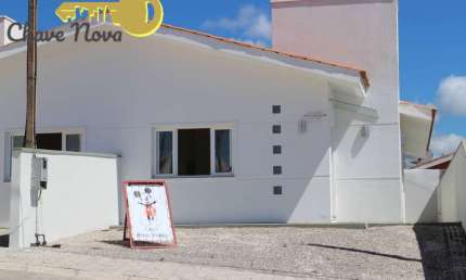 Casa NOVA  MOBILIADA  3 dormitórios,  uma suíte condomínio