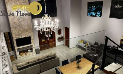 Casa MODERNA de ALTO PADRÃO  condomínio com portaria 24h em Atibaia. 