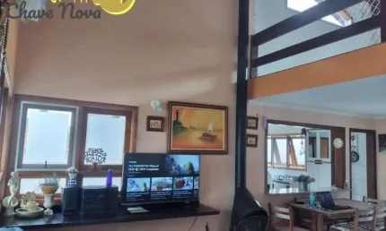 Casa com 4 quartos à venda em Guaxinduva, Bom Jesus dos Perdões 