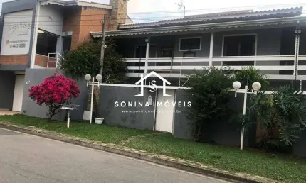 Venda -  2 imóveis -  casa c/3 quartos + anexo com. prox/ lucas