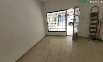 Sobrado / Locação / 3 Dormitórios / 2 Vagas / 280m²