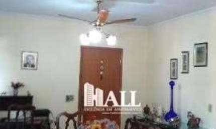 Apartamento com 3 dorms, Centro, São José do Rio Preto - R$ 368 mil, Cod: 2073