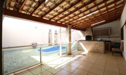 Casa com 3 dorms, Jardim Marajó, São José do Rio Preto - R$ 750 mil, Cod: 7619