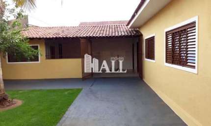 Casa com 3 dorms, Jardim Nazareth, São José do Rio Preto - R$ 700 mil, Cod: 8291