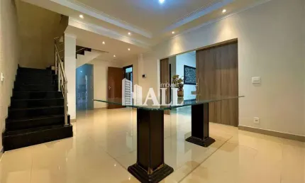 Casa com 5 dorms, Residencial Ana Célia, São José do Rio Preto - R$ 750 mil, Cod: 8791
