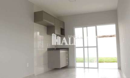 Casa com 2 dorms, Jardim Gerotto, Mirassol - R$ 250 mil, Cod: 11186