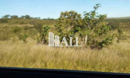 Fazenda com 2 quartos, Centro, Figueirão - R$ 25 mi, Cod: 12081