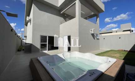 Casa de Condomínio com 3 dorms, Centro, Bady Bassitt - R$ 1.8 mi, Cod: 13166