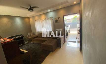 Casa com 3 dorms, Jardim Maria Lúcia, São José do Rio Preto - R$ 318 mil, Cod: 13381