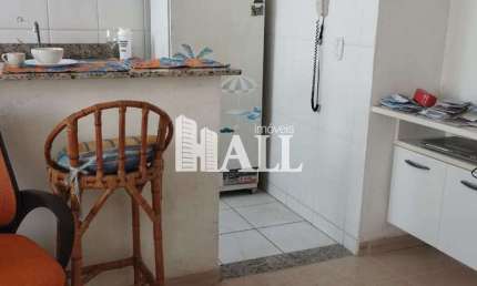 Apartamento com 2 dorms, Jardim Yolanda, São José do Rio Preto - R$ 220 mil, Cod: 14719