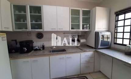 Casa com 3 dorms, Jardim Astúrias, São José do Rio Preto - R$ 415 mil, Cod: 12607