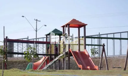Terreno à venda na Avenida Nívea Dulce Tedeschi Conforti, Residencial Maria Júlia, São José do Rio Preto