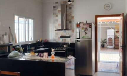 Casa - Térrea - Santa Ines II - 3 Dormitórios - 64m².