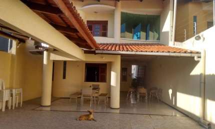 Casa Residencial à Venda, 5 Suites com Deck, Excelente Localização, Parque Manibura, Fortaleza.