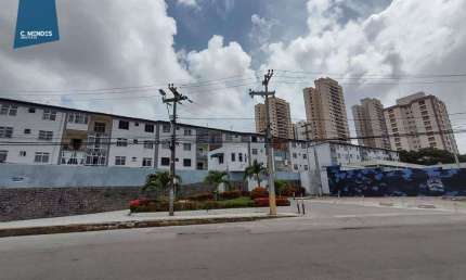 Apartamento com 3 dormitórios à venda, 108 m² por R$ 280.000,00 - Benfica - Fortaleza/CE