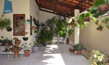 Bela casa na Sapiranga com 220 m2. Muito bbem conservada