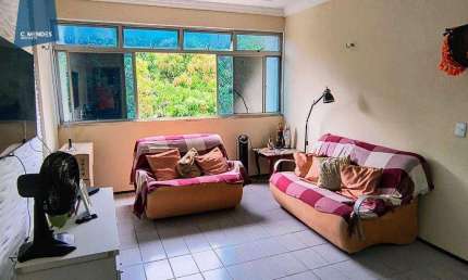 Apartamento Amplo e com Elevador no Melhor do Montese