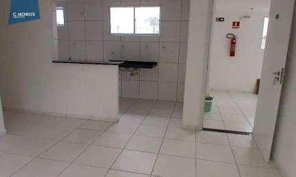 Apartamento com 2 dormitórios à venda, 60 m² por R$ 290.000,00 - Couto Fernandes - Fortaleza/CE
