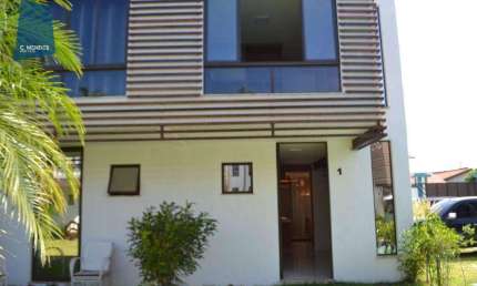 Casa Duplex,  92m², no Porto das Dunas, próximo da praia