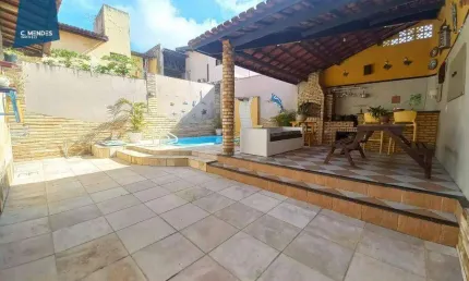 Casa com 4 dormitórios à venda, 215 m² por R$ 880.000 - Parque Manibura - Fortaleza/CE