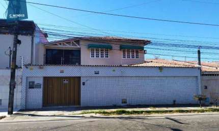 Casa com 4 dormitórios à venda, 210 m² por R$ 600.000,00 - Cambeba - Fortaleza/CE